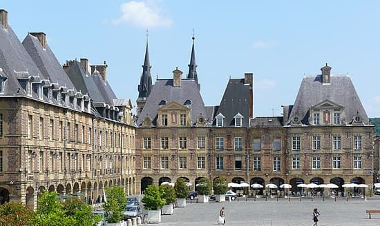 Une photo emblématique du territoire mesuré (Charleville-Mézières.8)